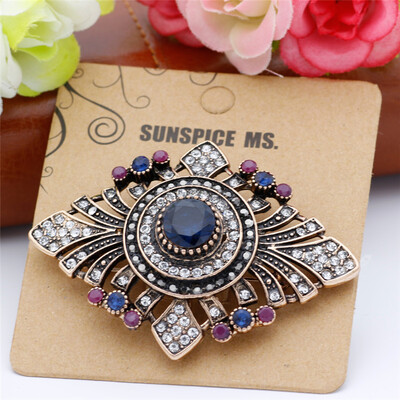Hot Vintage Turkish Women Flower Resin Antique Brooch Ethnic Retro Rhinestone Corsage Jewelry Indian Bohemia Hijab Lapel Pins
Hot Vintage Turkish Women Flower Resin Antique Brooch Ethnic Retro Rhinestone Corsage Jewelry Indian Bohemia Hijab Lapel Pins