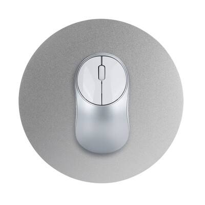 Hyundai HYUNDAI HY-M590 Bluetooth 24G wireless dual-mode built-in lithium rechargeable portable silent silent boys&girls mouse metal mouse pad set
Hyundai HYUNDAI HY-M590 Bluetooth 24G wireless dual-mode built-in lithium rechargeable portable silent silent boys&girls mouse metal mouse pad set