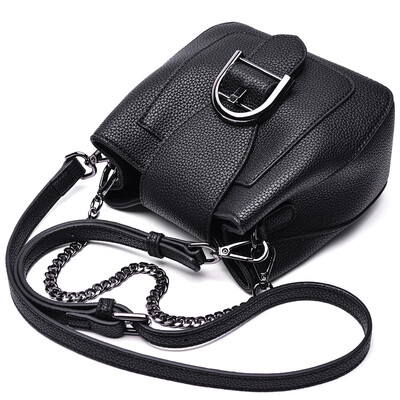 POLO Womens Shoulder Bag Fashion Chain Messenger Bag Simple Wild Womens Bag ZY340P341J Black
POLO Womens Shoulder Bag Fashion Chain Messenger Bag Simple Wild Womens Bag ZY340P341J Black