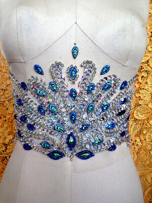 Чистая ручная очистка AB цвет / павлин синий шить на Rhinestones аппликация кристаллы пятна 32 * 17 см платье аксессуары
Чистая ручная очистка AB цвет / павлин синий шить на Rhinestones аппликация кристаллы пятна 32 * 17 см платье аксессуары