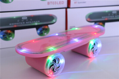 New Idea With Lights Outdoor Scooter Wireless Bluetooth Audio Card Speakers BT03LED Subwoofer
New Idea With Lights Outdoor Scooter Wireless Bluetooth Audio Card Speakers BT03LED Subwoofer