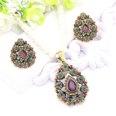 Fashion Women Rhinestone Bead Jewelry Sets Resin Earring Imitation Pearl Necklace Hollow Out Flower Vintage Ethnic Jewelry Sets
Fashion Women Rhinestone Bead Jewelry Sets Resin Earring Imitation Pearl Necklace Hollow Out Flower Vintage Ethnic Jewelry Sets