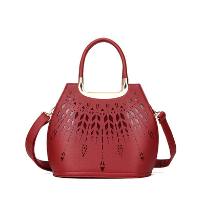 New Realer Brand Women Hollow Out Handbag Designer Handbags High Quality PU Leather Black Tote Bag Ladies Shoulder Bags
New Realer Brand Women Hollow Out Handbag Designer Handbags High Quality PU Leather Black Tote Bag Ladies Shoulder Bags