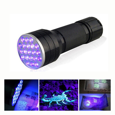 NicerDicer UV Ultra Violet 21 LED Flashlight Mini Blacklight Aluminum Torch Light Lamp NEW
NicerDicer UV Ultra Violet 21 LED Flashlight Mini Blacklight Aluminum Torch Light Lamp NEW