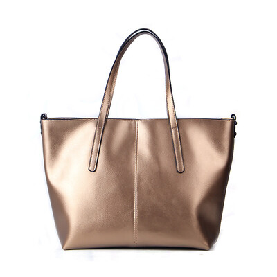 Leather shoulder bag handbag new real leather handbags women messenger bags large tote bags fashion desigual bag lady shoulder bag
Leather shoulder bag handbag new real leather handbags women messenger bags large tote bags fashion desigual bag lady shoulder bag
