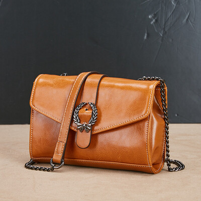 Italian kangaroo LALPINA female bag retro leather Messenger bag female simple shoulder bag female fashion olive branch female bag oil wax yellow 674S031032
Italian kangaroo LALPINA female bag retro leather Messenger bag female simple shoulder bag female fashion olive branch female bag oil wax yellow 674S031032