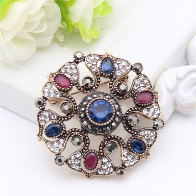 Vintage Turkish Women Resin Round Flower Brooch Pins Antique Gold Color Hollow Corsage Jewelry Graceful Lines India Ethnic Pin
Vintage Turkish Women Resin Round Flower Brooch Pins Antique Gold Color Hollow Corsage Jewelry Graceful Lines India Ethnic Pin
