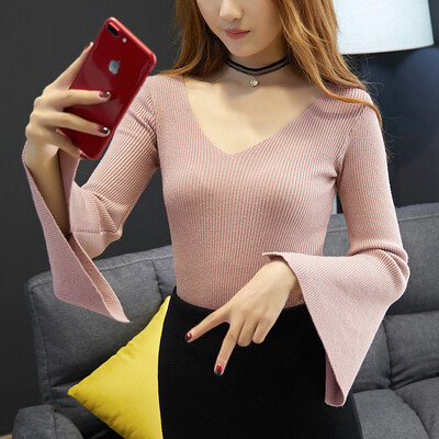 Spring sweater new sweater bottoming coat deep V collar collar trumpet sleeve pure color body repair coat
Spring sweater new sweater bottoming coat deep V collar collar trumpet sleeve pure color body repair coat