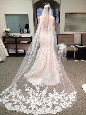 100 ReaI Photo One Layer Tulle Lace Edge Cathedral Wedding Veils 3  Long Bridal Veil With Comb Wedding Accessories 
100 ReaI Photo One Layer Tulle Lace Edge Cathedral Wedding Veils 3  Long Bridal Veil With Comb Wedding Accessories