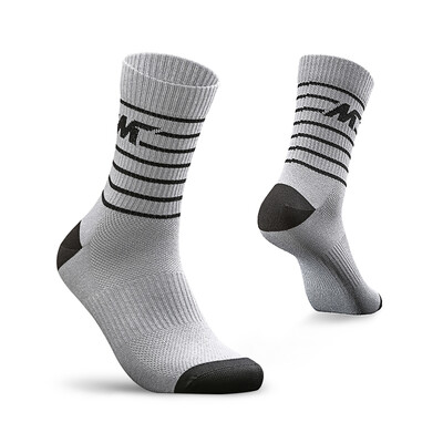 Meissenlan MYSENLAN cycling equipment riding socks bicycle quick-drying socks men&women running coolmax technology China Taiwan produced gray L XL
Meissenlan MYSENLAN cycling equipment riding socks bicycle quick-drying socks men&women running coolmax technology China Taiwan produced gray L XL