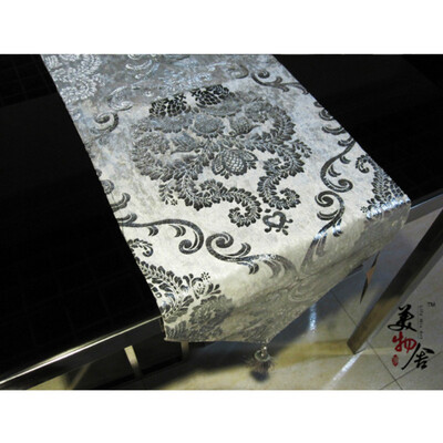 Free Shipping 32260cm Europe Style Table Runner Hot Silver Home Decoration Tablecloth Embroidery Cloth Hotel Villa Wedding
Free Shipping 32260cm Europe Style Table Runner Hot Silver Home Decoration Tablecloth Embroidery Cloth Hotel Villa Wedding