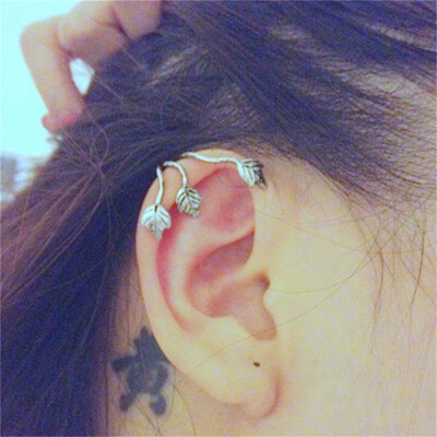 MyMei NEW SILVER TRIPLE LEAF HELIX EAR CUFF CLIP ON PUNK GOTHIC EMO EARRING GIFT
MyMei NEW SILVER TRIPLE LEAF HELIX EAR CUFF CLIP ON PUNK GOTHIC EMO EARRING GIFT