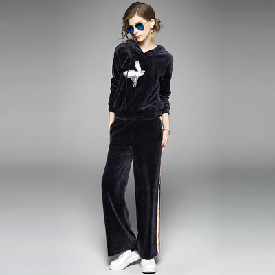 2018 New Spring Casual Suits Hooded Embroidery Sweatshirt Long Straight Loose Pants Two Piece Tracksuits Sets
2018 New Spring Casual Suits Hooded Embroidery Sweatshirt Long Straight Loose Pants Two Piece Tracksuits Sets