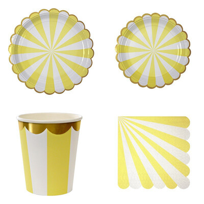 FANLUS Party Disposable Set 16 Dinner Plates&8 Paper cups Napkins 20 Count Heavyweight Paper Plates for Upscale Wedding
FANLUS Party Disposable Set 16 Dinner Plates&8 Paper cups Napkins 20 Count Heavyweight Paper Plates for Upscale Wedding