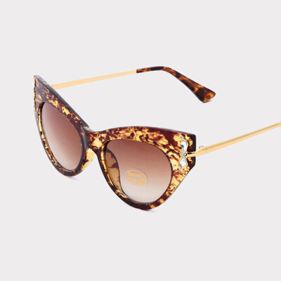 FEIDU Brand New Summer Style Women Fashion Cat Eyes Sunglasses Coating Vintage Retro Feminino Lentes De Sol Eyewear
FEIDU Brand New Summer Style Women Fashion Cat Eyes Sunglasses Coating Vintage Retro Feminino Lentes De Sol Eyewear