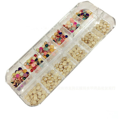 Color Mixed Pearl Box Metal Frame Nails Rhinestones Beads Flat Back Stones Metal Studs Half Ball Nail Art Decoration with Box
Color Mixed Pearl Box Metal Frame Nails Rhinestones Beads Flat Back Stones Metal Studs Half Ball Nail Art Decoration with Box