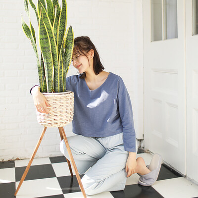 Haizhining pajamas womens long-sleeved suit spring&autumn cotton nine-sleeve trousers sexy sweet loose autumn winter can wear ladies home service two-piece gray blue 175XXL
Haizhining pajamas womens long-sleeved suit spring&autumn cotton nine-sleeve trousers sexy sweet loose autumn winter can wear ladies home service two-piece gray blue 175XXL