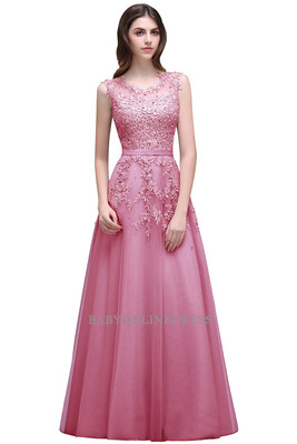 Lace Embroidery Long Prom Dresses New Arrival Pink Sheer Back Pearls Formal Evening Party Dresses
Lace Embroidery Long Prom Dresses New Arrival Pink Sheer Back Pearls Formal Evening Party Dresses