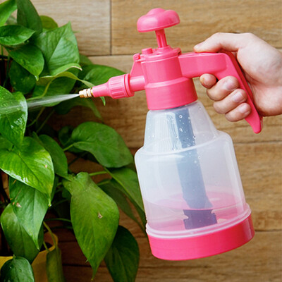 Ou Runzhe sprinkler 1.2L PP Japanese air pressure home cleaning gardening water spray spray pot
Ou Runzhe sprinkler 1.2L PP Japanese air pressure home cleaning gardening water spray spray pot