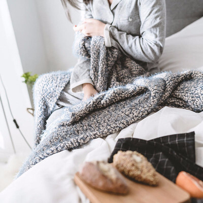 New Autumn Winter Sofa Covers Soft Rugs Blankets Super Soft Nap Lunch Break Blanket Casual Blankets
New Autumn Winter Sofa Covers Soft Rugs Blankets Super Soft Nap Lunch Break Blanket Casual Blankets