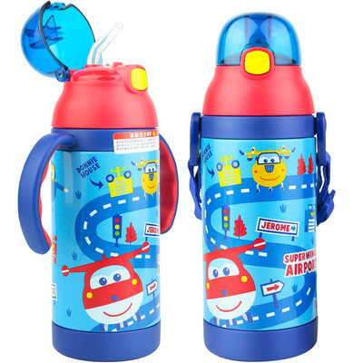 Super Flying Infant Baby Child Sippy Cup Baby Cartoon Insulation Drinking Cup Portable Drinking Kettle 2 380ML Dark Blue
Super Flying Infant Baby Child Sippy Cup Baby Cartoon Insulation Drinking Cup Portable Drinking Kettle 2 380ML Dark Blue