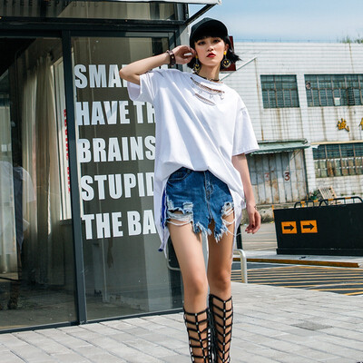 Summer New O-neck Loose Large Size with Mesh Hole Short-sleeved T-shirt Female BF Style Dovetail Hole Tide T Shirt
Summer New O-neck Loose Large Size with Mesh Hole Short-sleeved T-shirt Female BF Style Dovetail Hole Tide T Shirt