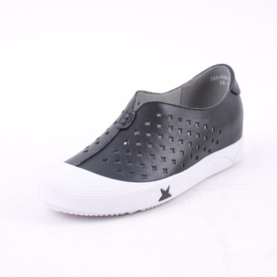 SHUANGFENG 2018 Spring NEW Women Shoes Soft Comfortable Genuine Leather Female Shoes Slip on White Border Ladies outdoor shoes
SHUANGFENG 2018 Spring NEW Women Shoes Soft Comfortable Genuine Leather Female Shoes Slip on White Border Ladies outdoor shoes