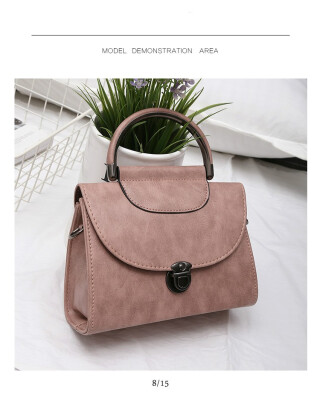 Womens Bag 2018 New Hand-held Single Shoulder Bag Iron Clad Small Package Wholesale Bag
Womens Bag 2018 New Hand-held Single Shoulder Bag Iron Clad Small Package Wholesale Bag