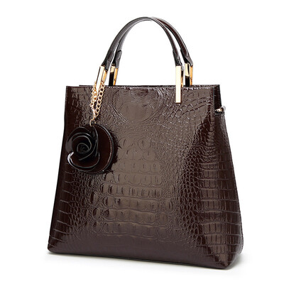 CAROLING ANGEL Women Handbag Alligator Patten Luxury Handbags Women Bags Designer Woman Messenger Bag Big Tote Sac Bolsos Mujer
CAROLING ANGEL Women Handbag Alligator Patten Luxury Handbags Women Bags Designer Woman Messenger Bag Big Tote Sac Bolsos Mujer