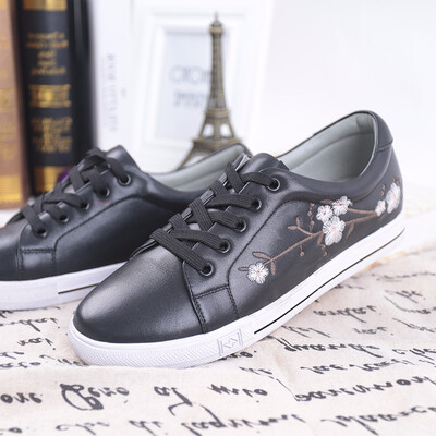SHUANGFENG Summer Womens Shoes 2018 New Fashion Casual Shoes Woman Genuine Leather Flats Women Sneakers Ladies Shoes
SHUANGFENG Summer Womens Shoes 2018 New Fashion Casual Shoes Woman Genuine Leather Flats Women Sneakers Ladies Shoes