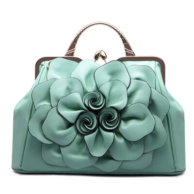 Brand new women leather bag fashion leisure wild shoulder bag rose flowers pattern messenger bag ladies tote bags
Brand new women leather bag fashion leisure wild shoulder bag rose flowers pattern messenger bag ladies tote bags