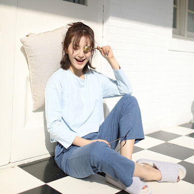 Haizhining pajamas womens long-sleeved suit spring&autumn cotton nine-sleeve trousers sexy sweet loose autumn winter wearable ladies home service two-piece light blue 165L
Haizhining pajamas womens long-sleeved suit spring&autumn cotton nine-sleeve trousers sexy sweet loose autumn winter wearable ladies home service two-piece light blue 165L