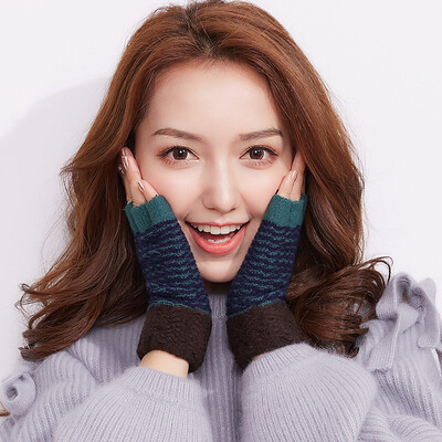 Bowonik half finger gloves ladies winter plus velvet warm Korean version of the wild cute student writing outdoor riding fingerless wool green
Bowonik half finger gloves ladies winter plus velvet warm Korean version of the wild cute student writing outdoor riding fingerless wool green