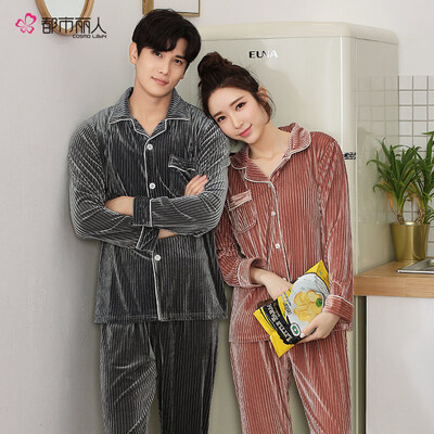 Cosmo Lady Xing Zhaolin with the same paragraph pajamas autumn&winter long-sleeved home service men&women velvet open a couple suit
Cosmo Lady Xing Zhaolin with the same paragraph pajamas autumn&winter long-sleeved home service men&women velvet open a couple suit