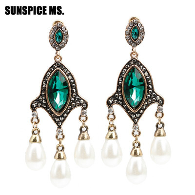 SUNSPICE MS Indian Retro Vintage Bead Drop Earrings Antique Gold Color Big Crystal Boho Long Dangle Wedding Earrings Jewelry New
SUNSPICE MS Indian Retro Vintage Bead Drop Earrings Antique Gold Color Big Crystal Boho Long Dangle Wedding Earrings Jewelry New