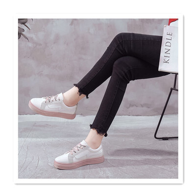 Korean version of the wild British wind network red student casual muffin shoes new canvas shoes with small white shoes
Korean version of the wild British wind network red student casual muffin shoes new canvas shoes with small white shoes