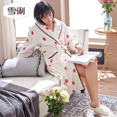 Snowy autumn&winter coral velvet pajamas female Korean version of the cute woman thin section flannel nightgown sweet home bathrobe white
Snowy autumn&winter coral velvet pajamas female Korean version of the cute woman thin section flannel nightgown sweet home bathrobe white