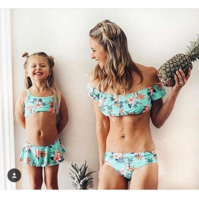 Sexy Family Matching Women Girls Bikini Bathing Suit Swimwear Swimsuit Beachwear
Sexy Family Matching Women Girls Bikini Bathing Suit Swimwear Swimsuit Beachwear