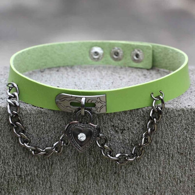 Fashion Leather Necklace Europe&America Punk Original Su Heart Lock Leather Collar Neck Band
Fashion Leather Necklace Europe&America Punk Original Su Heart Lock Leather Collar Neck Band