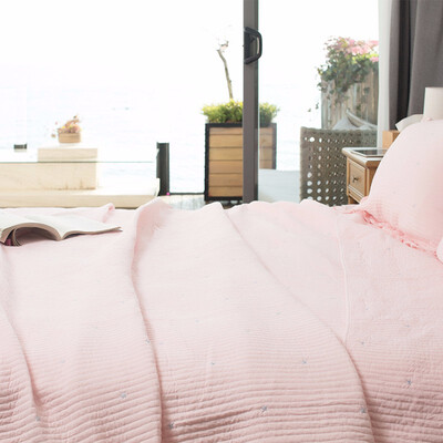 Cotton Bed Lid Of The Four Seasons Three-piece Ou Shi Yan Seam Is Cotton Sheet Multi-Purpose Bedclothes Set Covered
Cotton Bed Lid Of The Four Seasons Three-piece Ou Shi Yan Seam Is Cotton Sheet Multi-Purpose Bedclothes Set Covered