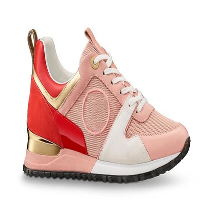 Hot Luxury Brand Leather Casual Shoes Women Men Designer Sneakers Shoes Fashion Leather Lace Up Run Away Shoe Mixed Color With Box
Hot Luxury Brand Leather Casual Shoes Women Men Designer Sneakers Shoes Fashion Leather Lace Up Run Away Shoe Mixed Color With Box