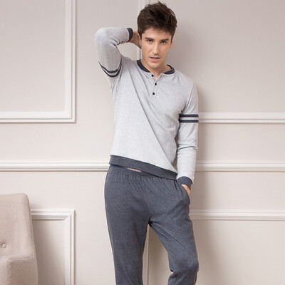 Card spring&autumn men&women in Europe&America simple long-sleeved round neck can wear casual home service suit gray M 15Q087M
Card spring&autumn men&women in Europe&America simple long-sleeved round neck can wear casual home service suit gray M 15Q087M