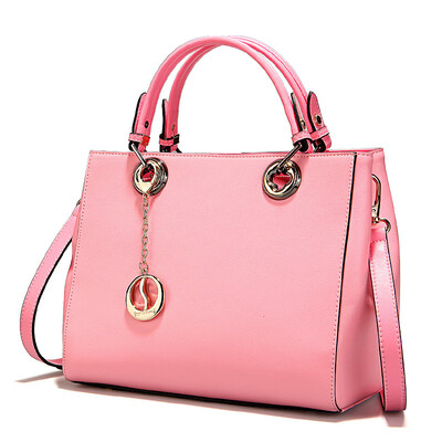Seven wolves SEPTWOLVES handbags fashion trend ladies handbag simple solid color shoulder bag black 2A3355051-01
Seven wolves SEPTWOLVES handbags fashion trend ladies handbag simple solid color shoulder bag black 2A3355051-01