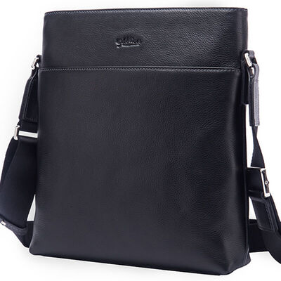 Goldlion (Goldlion) male package cowhide shoulder Messenger bag business day card B112010-311 black
Goldlion (Goldlion) male package cowhide shoulder Messenger bag business day card B112010-311 black