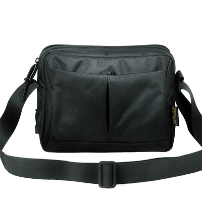 Данбар колонка отдыха и путешествий сумка спортивные мужчины и женщины верхом фитнес моды мешок плеча пакета 8L цвет грязи
Данбар колонка отдыха и путешествий сумка спортивные мужчины и женщины верхом фитнес моды мешок плеча пакета 8L цвет грязи