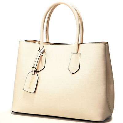 Seven wolves SEPTWOLVES ladies ladies handbag purse solid color large capacity European&American fashion simple elegance wild bag rice white 2A5355091-25
Seven wolves SEPTWOLVES ladies ladies handbag purse solid color large capacity European&American fashion simple elegance wild bag rice white 2A5355091-25