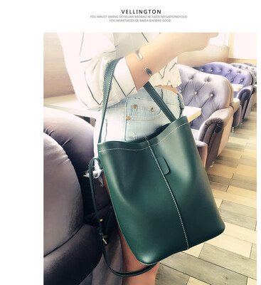 Jiabaisi shoulder bag 2017 new light-weight design fashion PU smiple imitation leather crossbody bag
Jiabaisi shoulder bag 2017 new light-weight design fashion PU smiple imitation leather crossbody bag