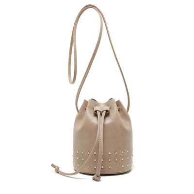 3 Colors Fashion Rivet Women Bag 2016 New Arrival Crossbody Bag PU Leather Bucket Bags Famous Brand Solid Color
3 Colors Fashion Rivet Women Bag 2016 New Arrival Crossbody Bag PU Leather Bucket Bags Famous Brand Solid Color