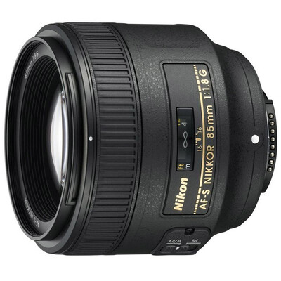 Nikon (Nikon) AF-S Nikkor 85mm F / 1.8G фокус объектива в телефото
Nikon (Nikon) AF-S Nikkor 85mm F / 1.8G фокус объектива в телефото