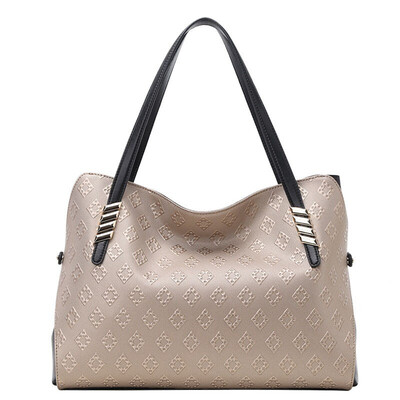 Golden Fox (FOXER) Women's Fashion Women's Fashion Shoulder Bag Europe and the United States Wild Dinner Bag Bags 998029F1O Gold
Golden Fox (FOXER) Women's Fashion Women's Fashion Shoulder Bag Europe and the United States Wild Dinner Bag Bags 998029F1O Gold